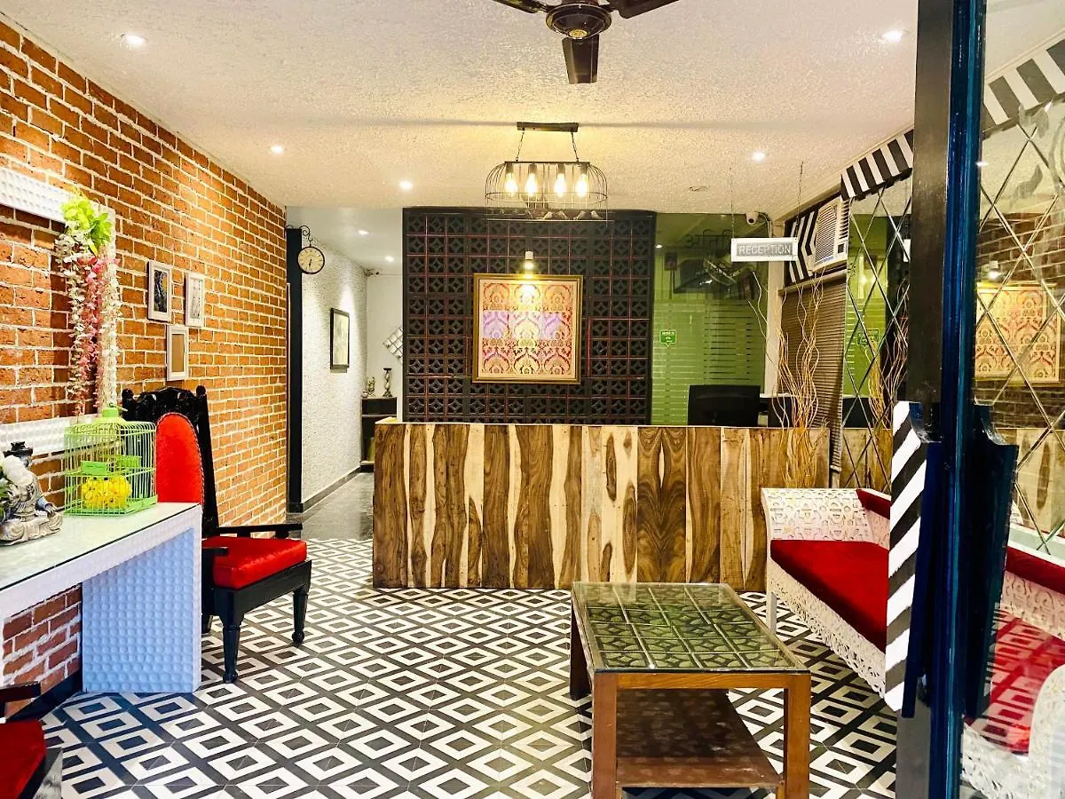 Itsy Hotels Banana Boutique Varanasi