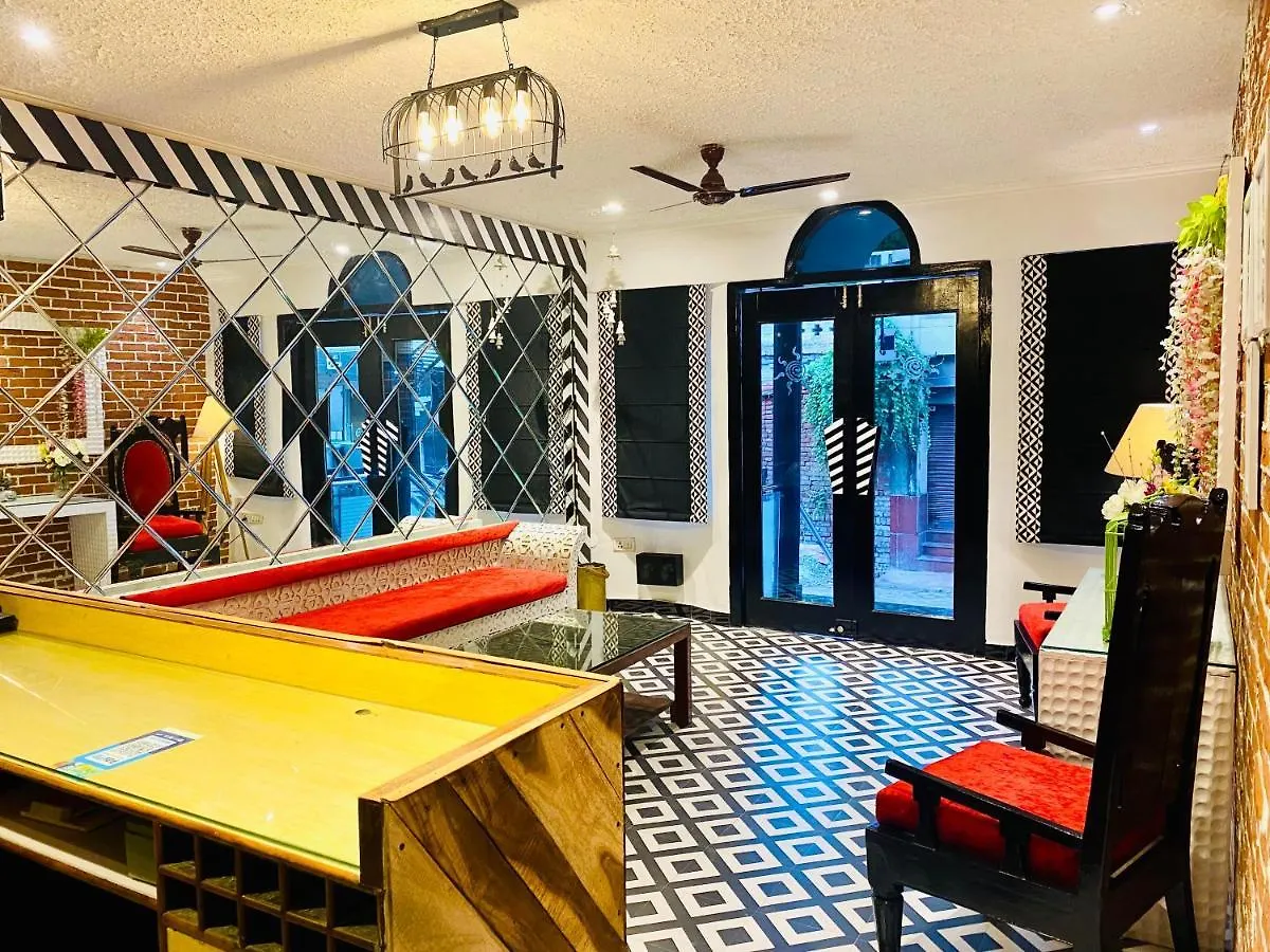Itsy Hotels Banana Boutique Varanasi