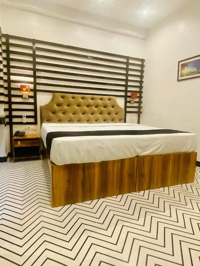 Itsy Hotels Banana Boutique Varanasi 3*,  India