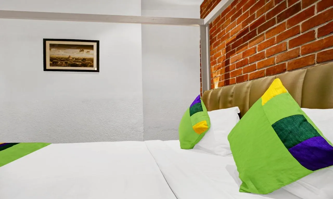Itsy Hotels Banana Boutique Varanasi 3*,